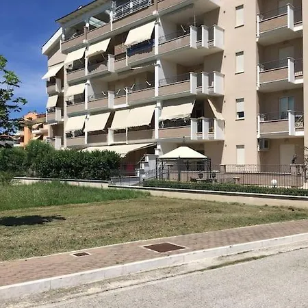 500 Metri Dal Mare * Tortoreto